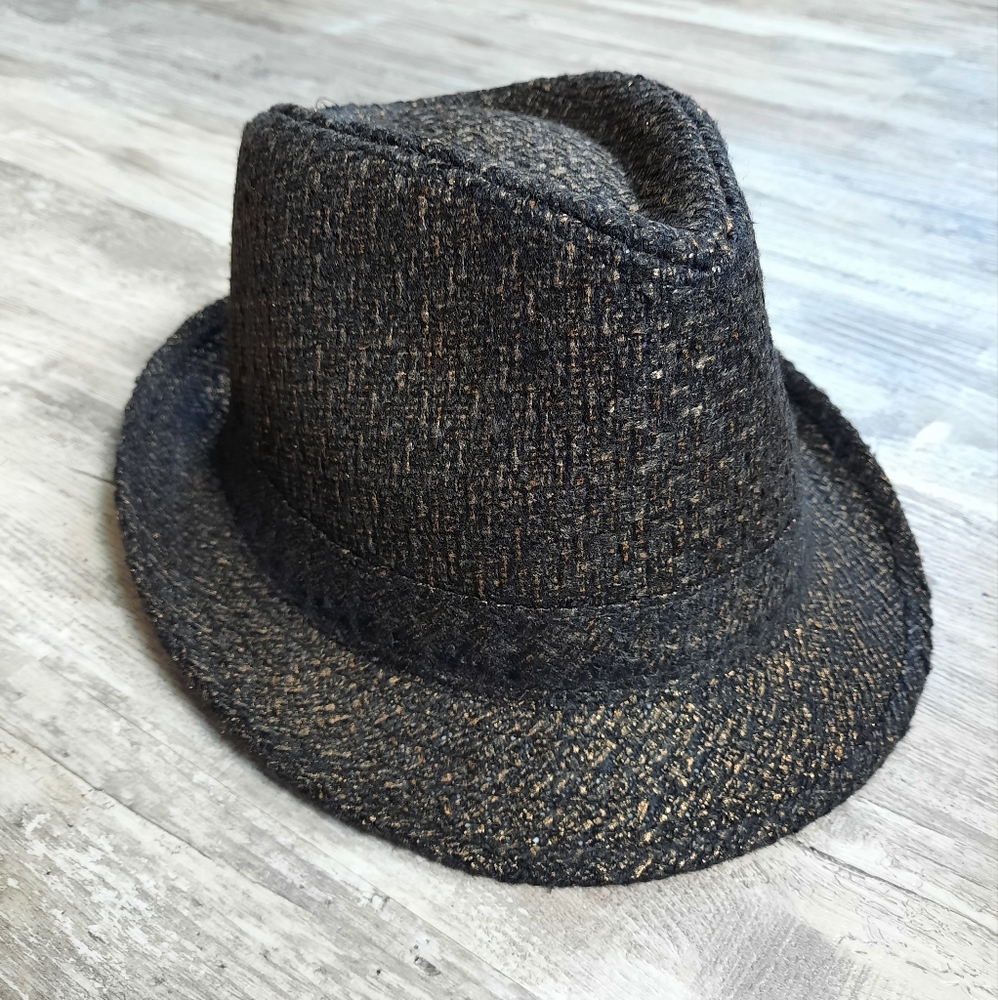 BONGO Fedora, black with gold